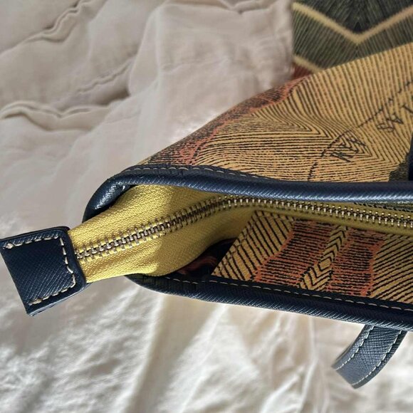 Gattinoni Navy Planetarium Faux-Leather Zip Top & Leopard Lining Purse – US OS - Picture 7 of 12